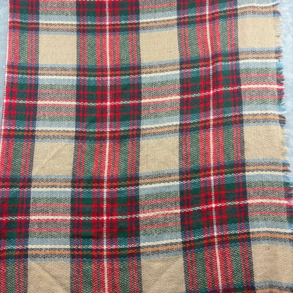 ModCloth Tan Red Green Plaid Blanket Scarf Fringed Square Oversized Cozy‎ Wrap